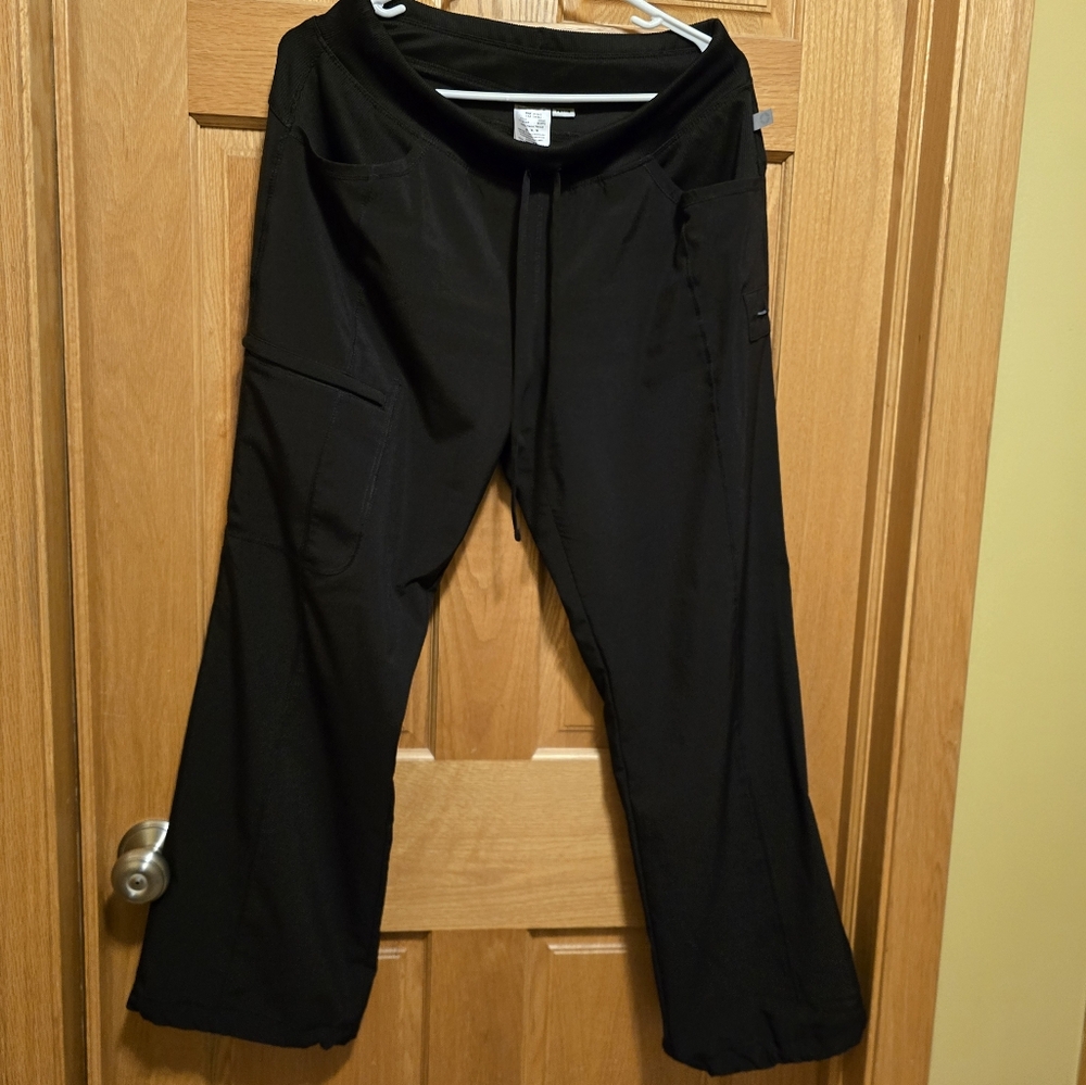 Cherokee Black Drawstring Scrub Pants: Medium Petite